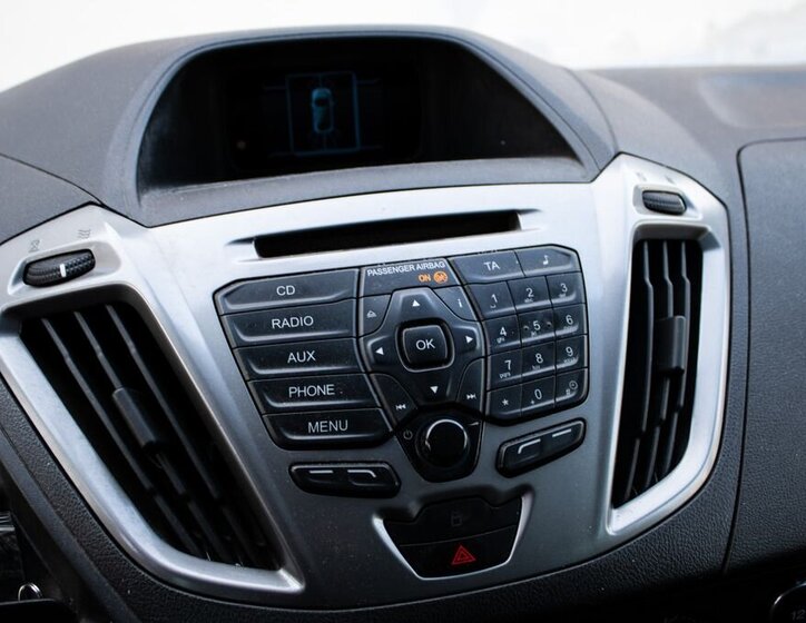 Ford Transit Custom VAN / Minibus 2,2 l 114 kw