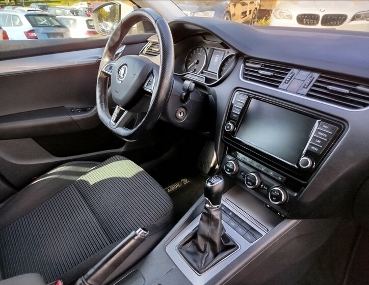 Škoda Octavia Kombi 2,0 l 110 kw