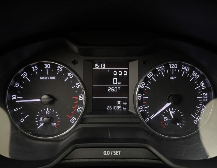 Škoda Octavia Sedan / Limuzína 1,6 l 77 kw