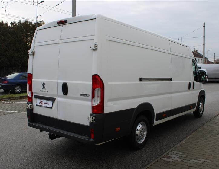 Peugeot Boxer 4