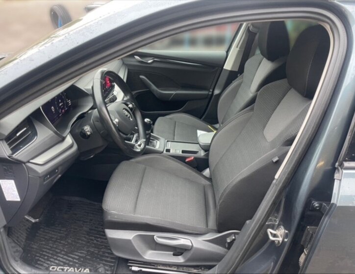 Škoda Octavia Kombi 2,0 l 85 kw