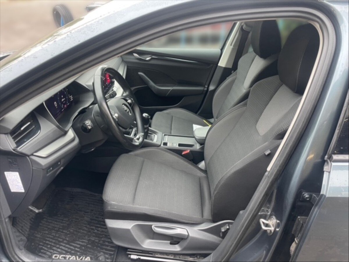 Škoda Octavia Kombi 2,0 l 85 kw