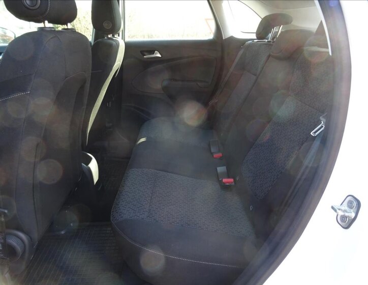 Opel Crossland X MPV 1,2 l 61 kw