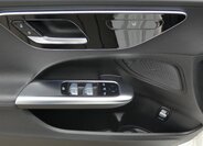 Mercedes-Benz Třídy C Sedan / Limuzína 2,0 l 190 kw