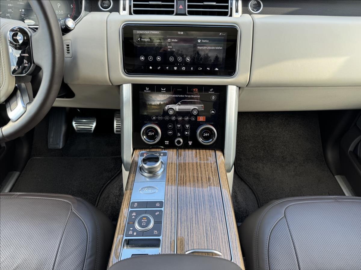 Land Rover Range Rover SUV / Terénní 3,0 l 221 kw