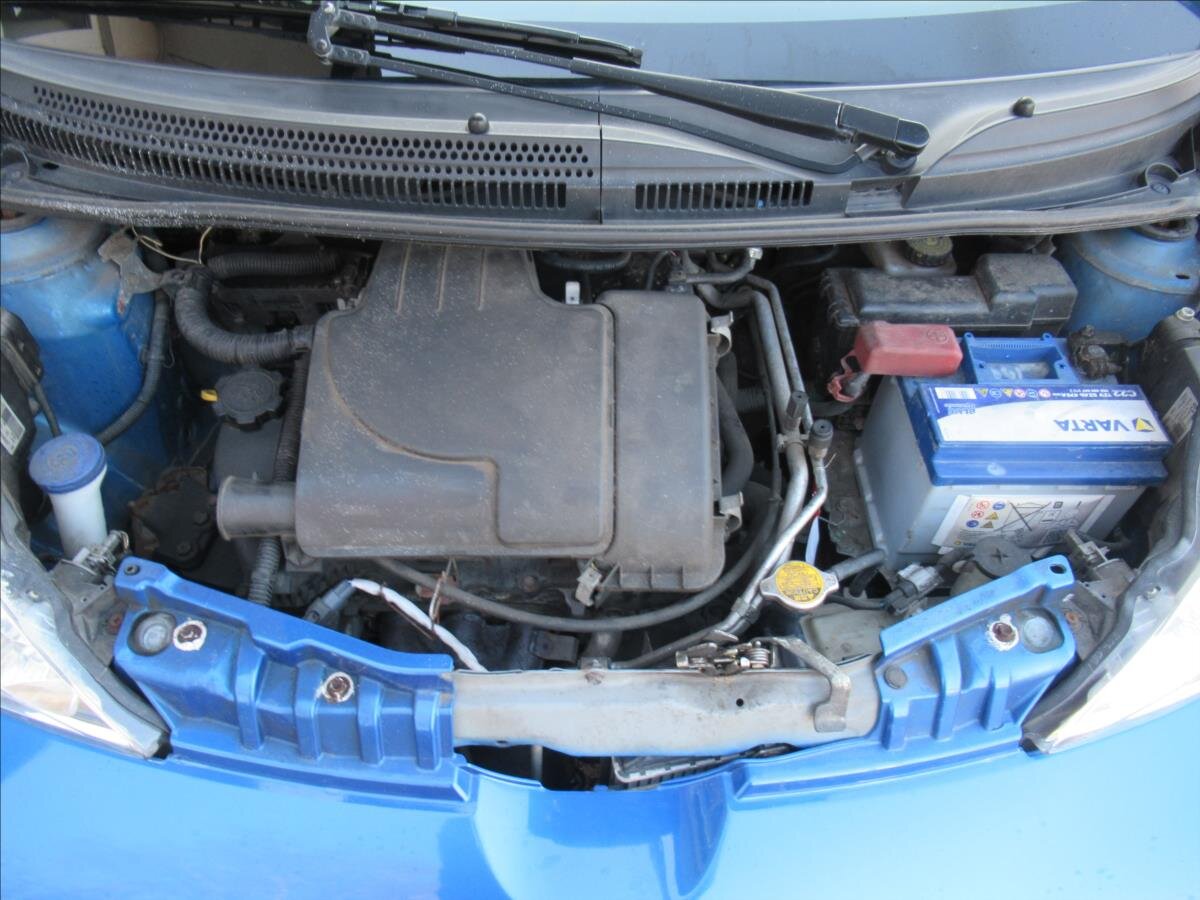 Peugeot 107 Hatchback 998,0 50 kw