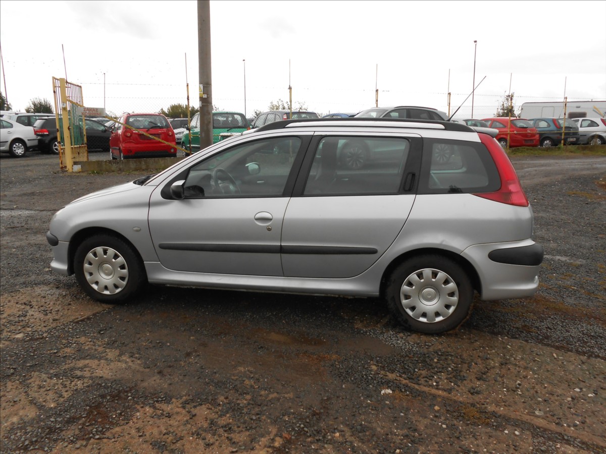 Peugeot 206