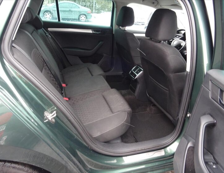 Škoda Superb Kombi 1,6 l 88 kw