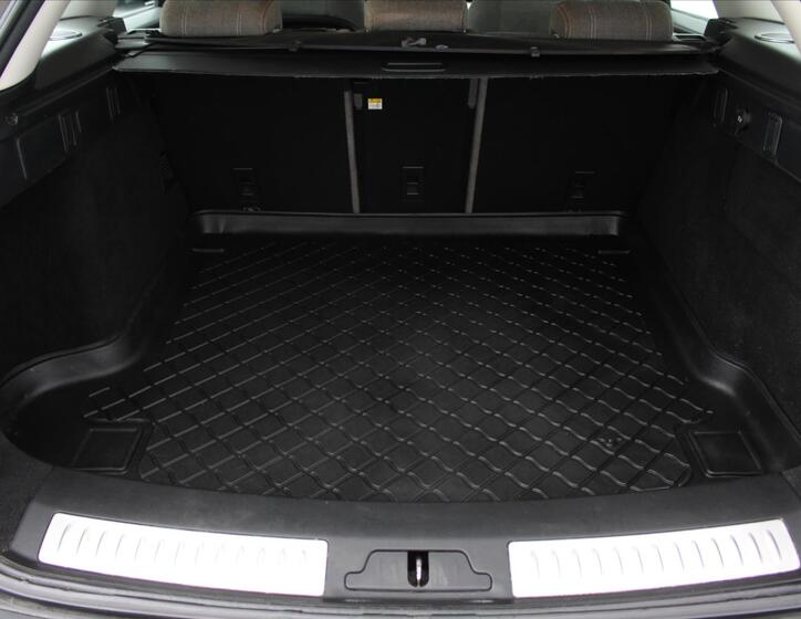 Land Rover Range Rover Velar 12