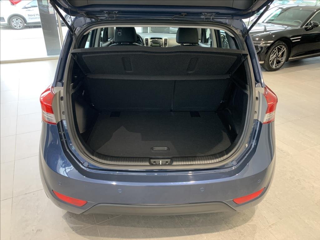 Hyundai ix20 MPV 1,4 l 66 kw