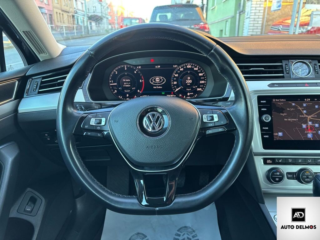 Volkswagen Passat Kombi 2,0 l 110 kw