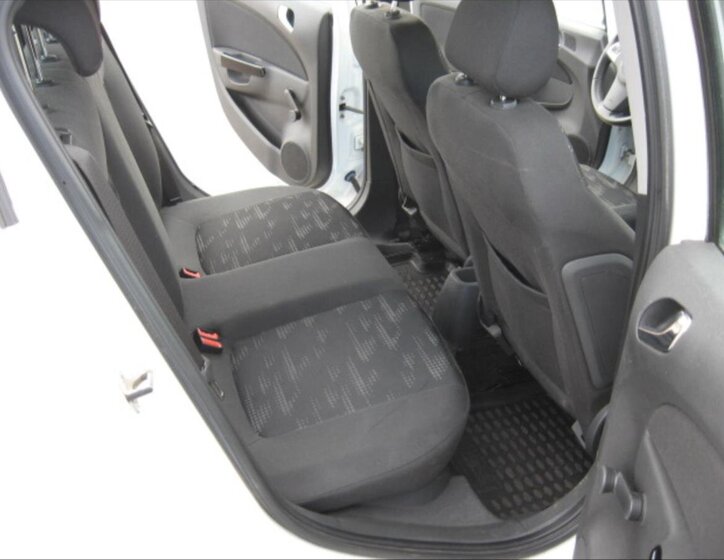 Opel Corsa Hatchback 1,4 l 74 kw