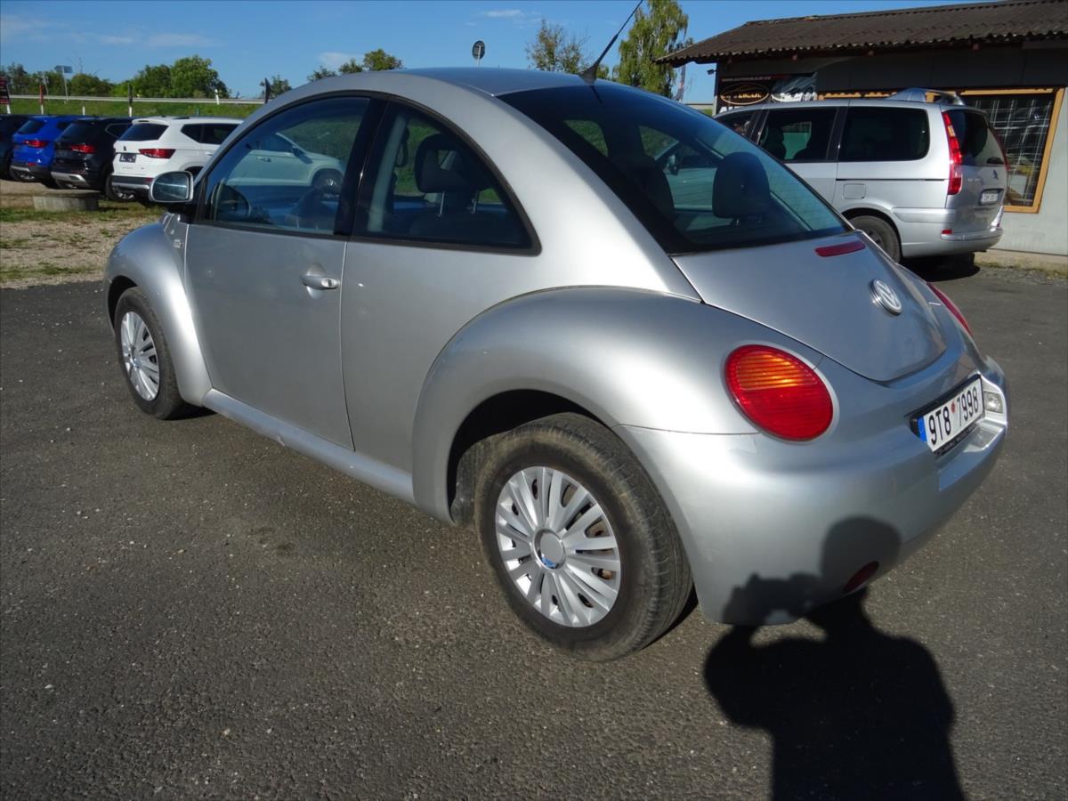 Volkswagen New Beetle