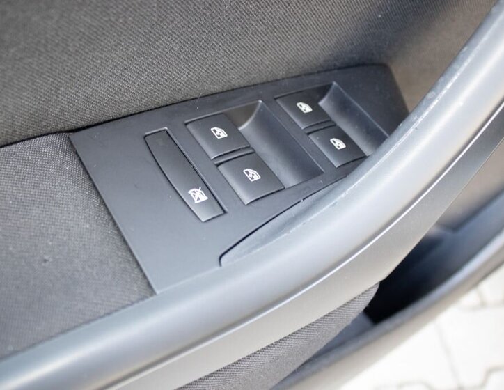 Opel Astra Sedan / Limuzína 1,4 l 103 kw