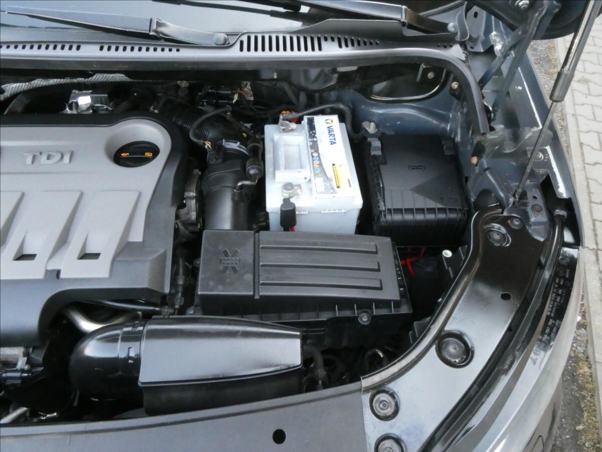 Volkswagen Touran MPV 2,0 l 103 kw