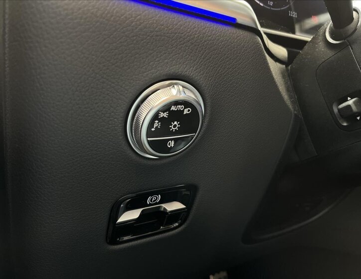 Mercedes-Benz GLC 11