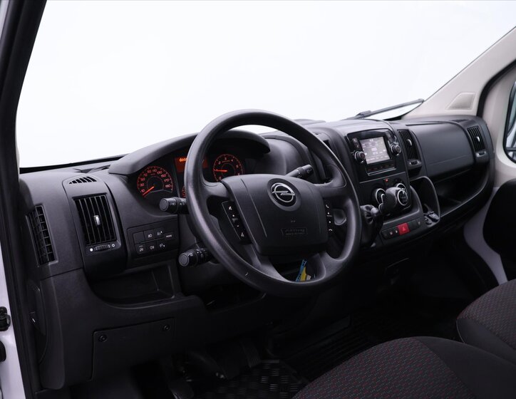 Opel Movano Ostatní 2,2 l 103 kw