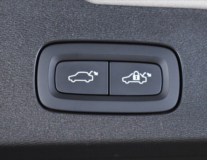 Volvo V60 Kombi 2,0 l 186 kw