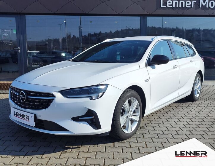 Opel Insignia Kombi 2,0 l 128 kw