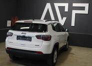Jeep Compass 8