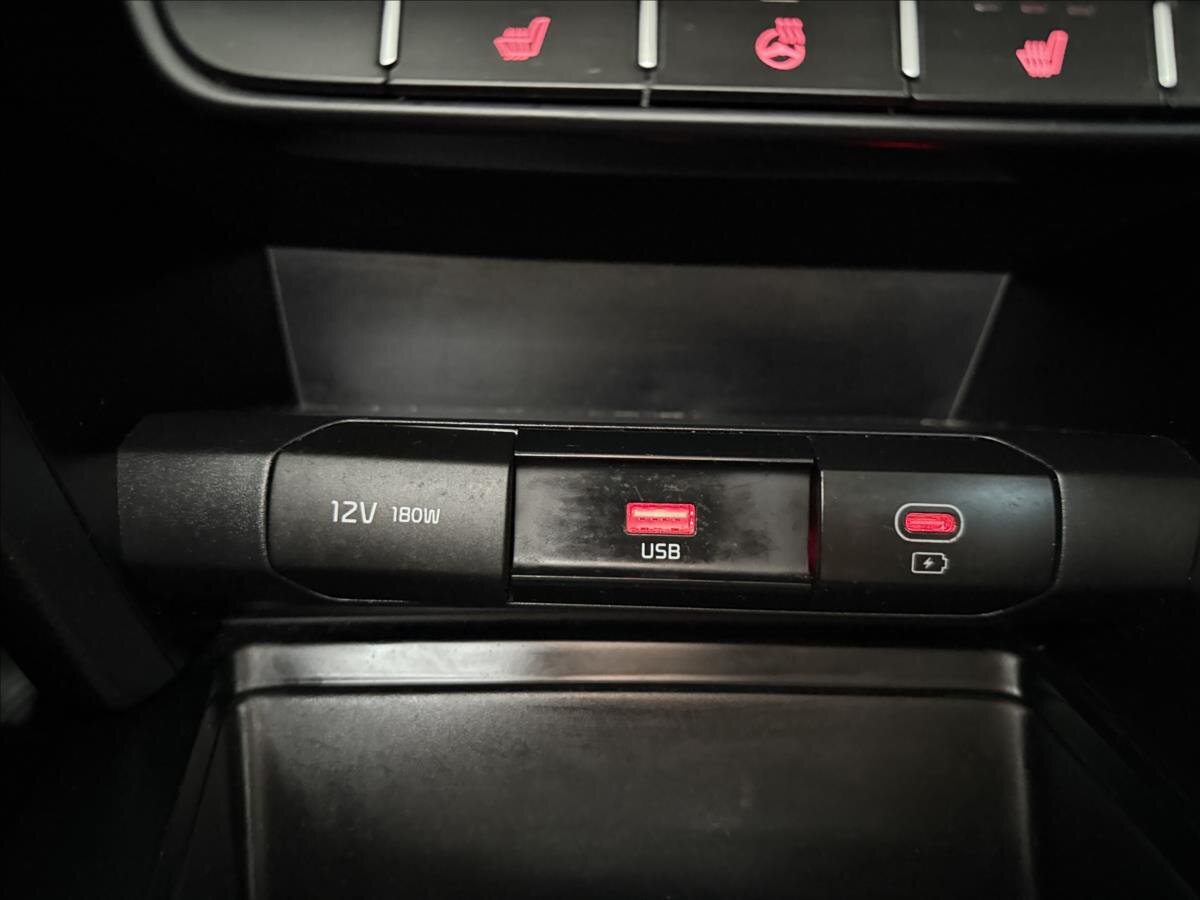 KIA Ceed Hatchback 998,0 73 kw