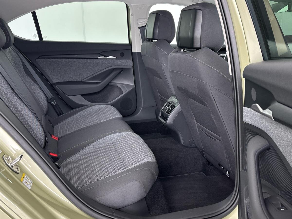 Škoda Superb Liftback 2,0 l 110 kw