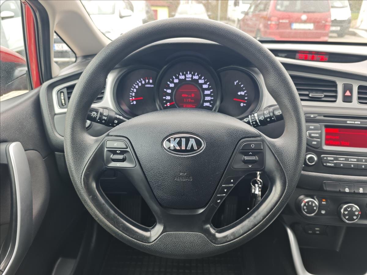 KIA Ceed Hatchback 1,4 l 73 kw