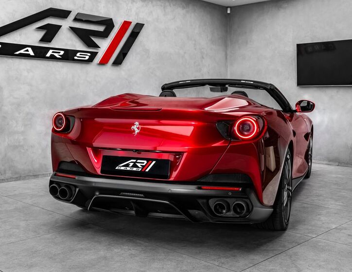 Ferrari Portofino 8