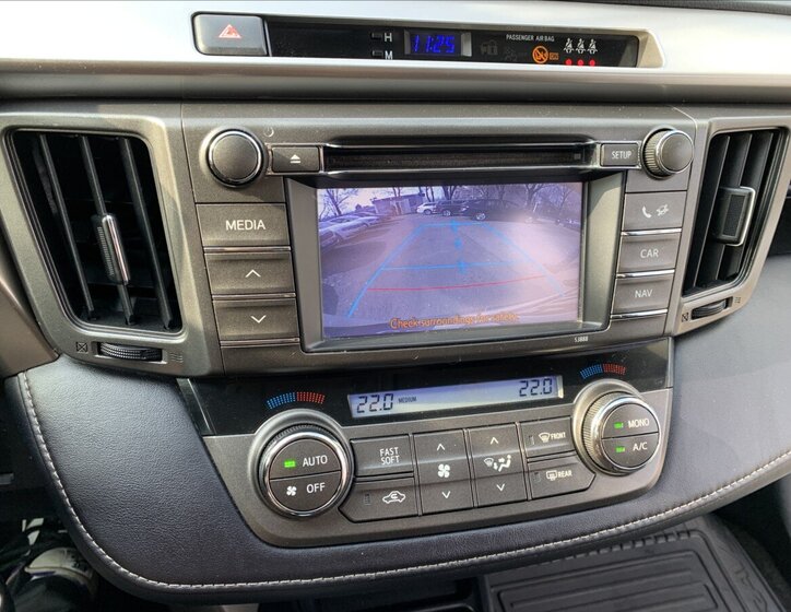 Toyota RAV4 SUV / Terénní 2,2 l 110 kw