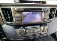 Toyota RAV4 SUV / Terénní 2,2 l 110 kw