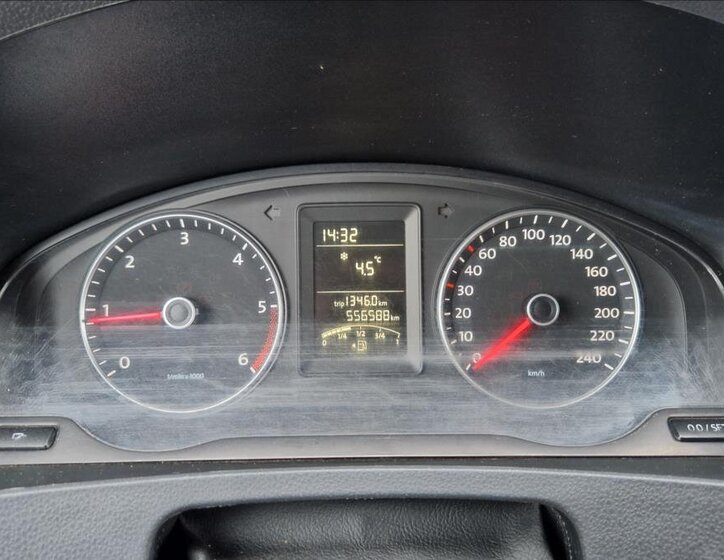 Volkswagen Transporter 16