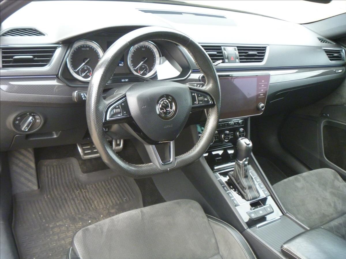 Škoda Superb Liftback 2,0 l 140 kw