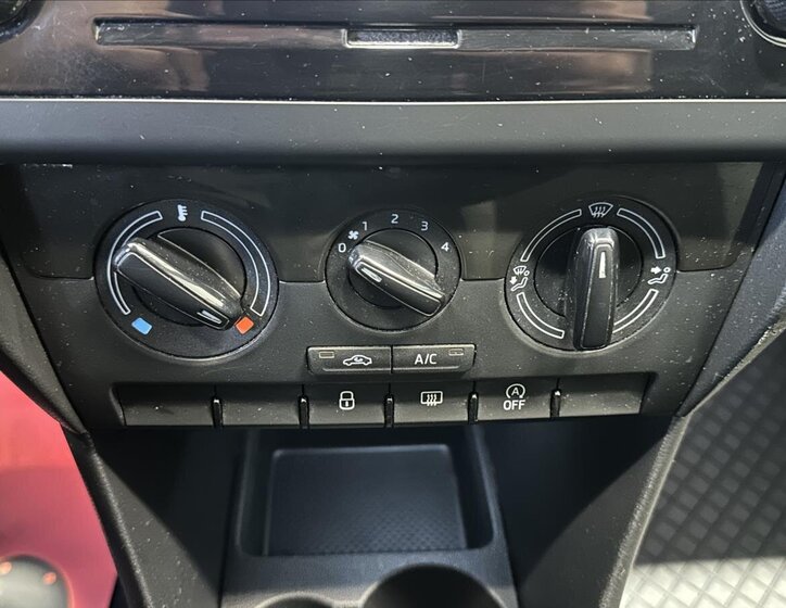 Škoda Rapid Hatchback 999,0 81 kw