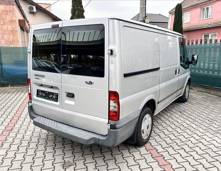 Ford Transit Skříň 2,2 l 63 kw
