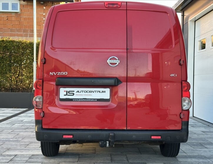 Nissan NV200 7