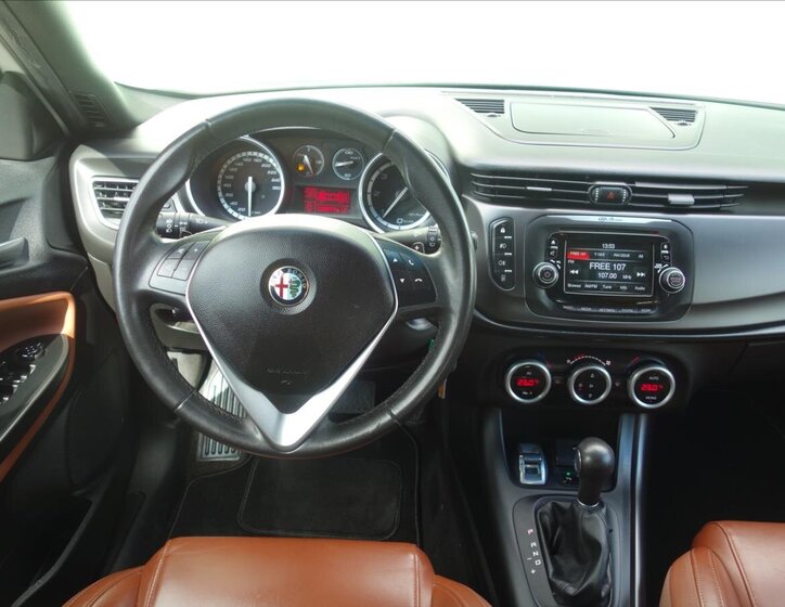 Alfa Romeo Giulietta Hatchback 2,0 l 128 kw