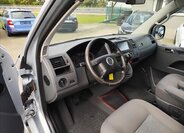 Volkswagen Caravelle Kombi 2,5 l 96 kw