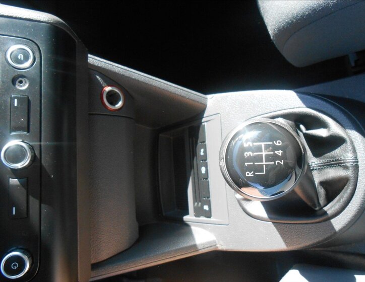 Volkswagen Touran MPV 1,6 l 77 kw