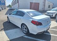Peugeot 508 Sedan / Limuzína 2,0 l 120 kw