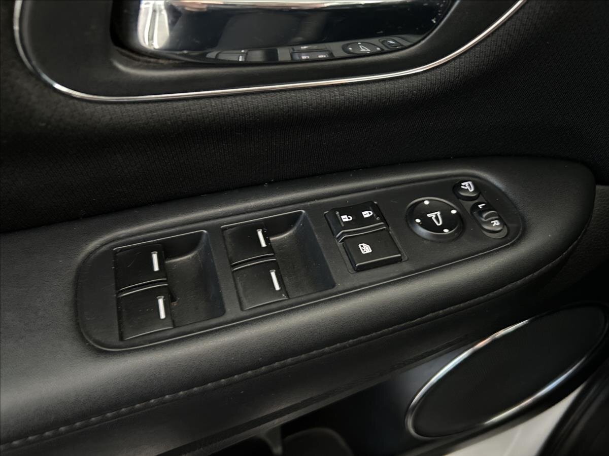 Honda HR-V SUV 1,5 l 96 kw