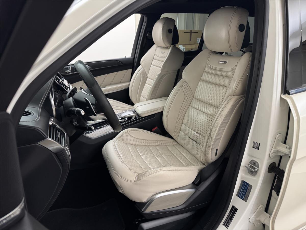 Mercedes-Benz GLS SUV / Terénní 5,5 l 430 kw