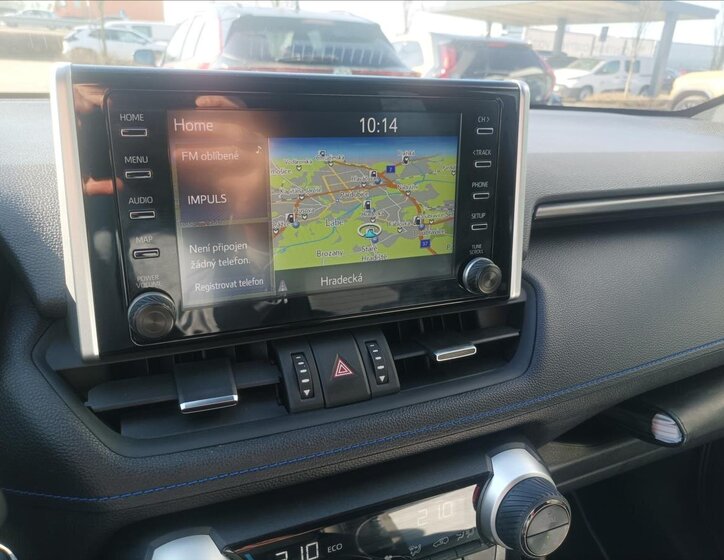 Toyota RAV4 SUV / Terénní 2,5 l 131 kw