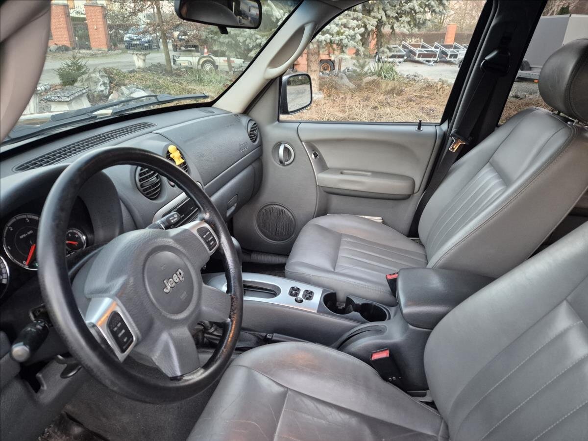 Jeep Cherokee Ostatní 2,8 l 120 kw