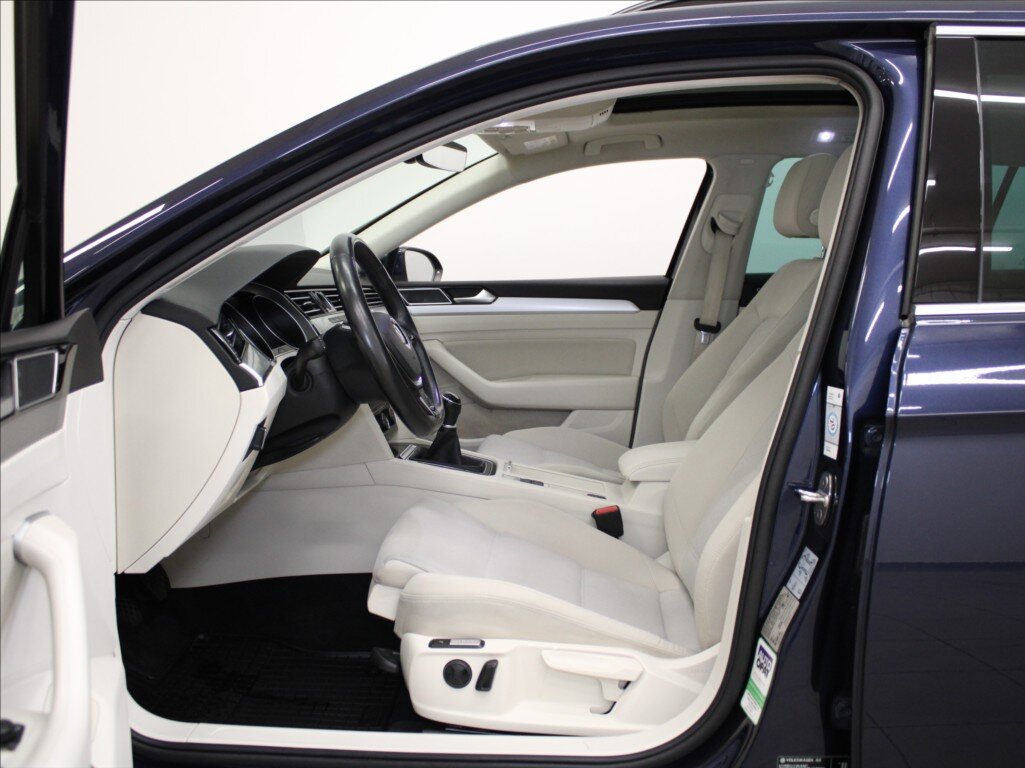 Volkswagen Passat Kombi 2,0 l 110 kw
