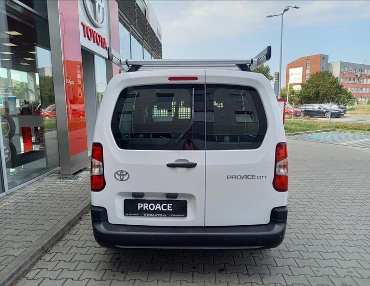 Toyota ProAce City 5