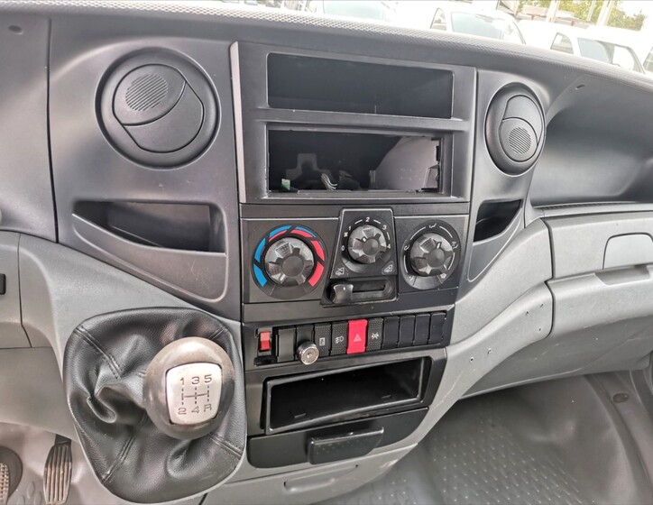 Iveco Daily 9