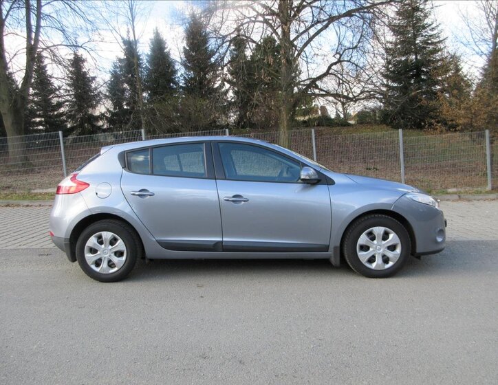 Renault Mégane Hatchback 1,6 l 74 kw
