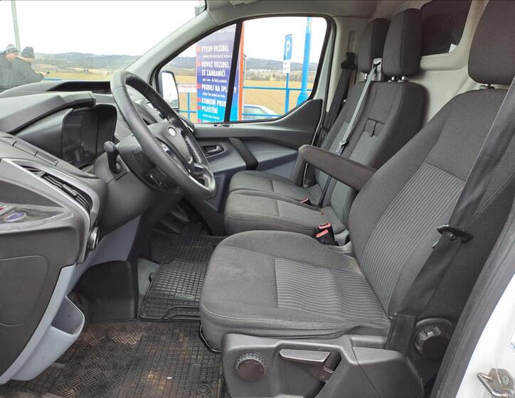Ford Transit Custom 5