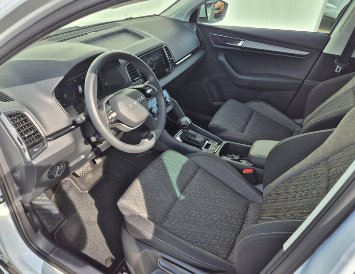 Škoda Karoq SUV / Terénní 1,5 l 110 kw