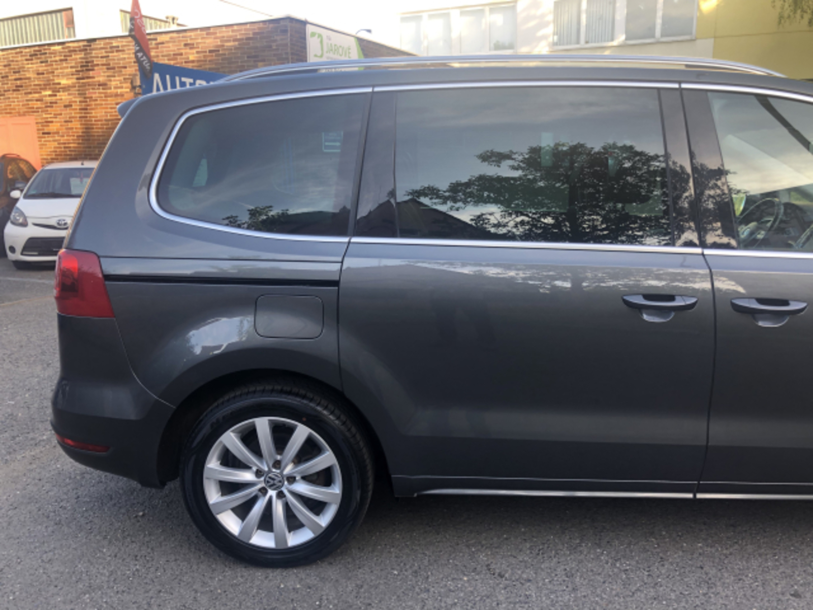 Volkswagen Sharan 15